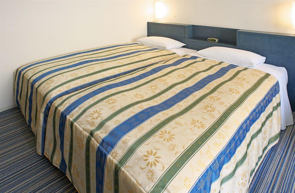 Tokyo Disney Celebration Hotel Urayasu Dış mekan fotoğraf